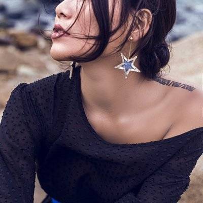 黑白模特