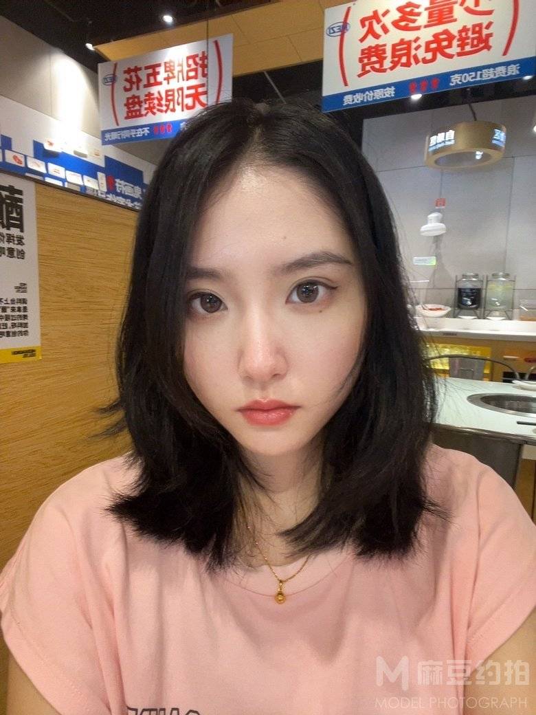 胶片模特