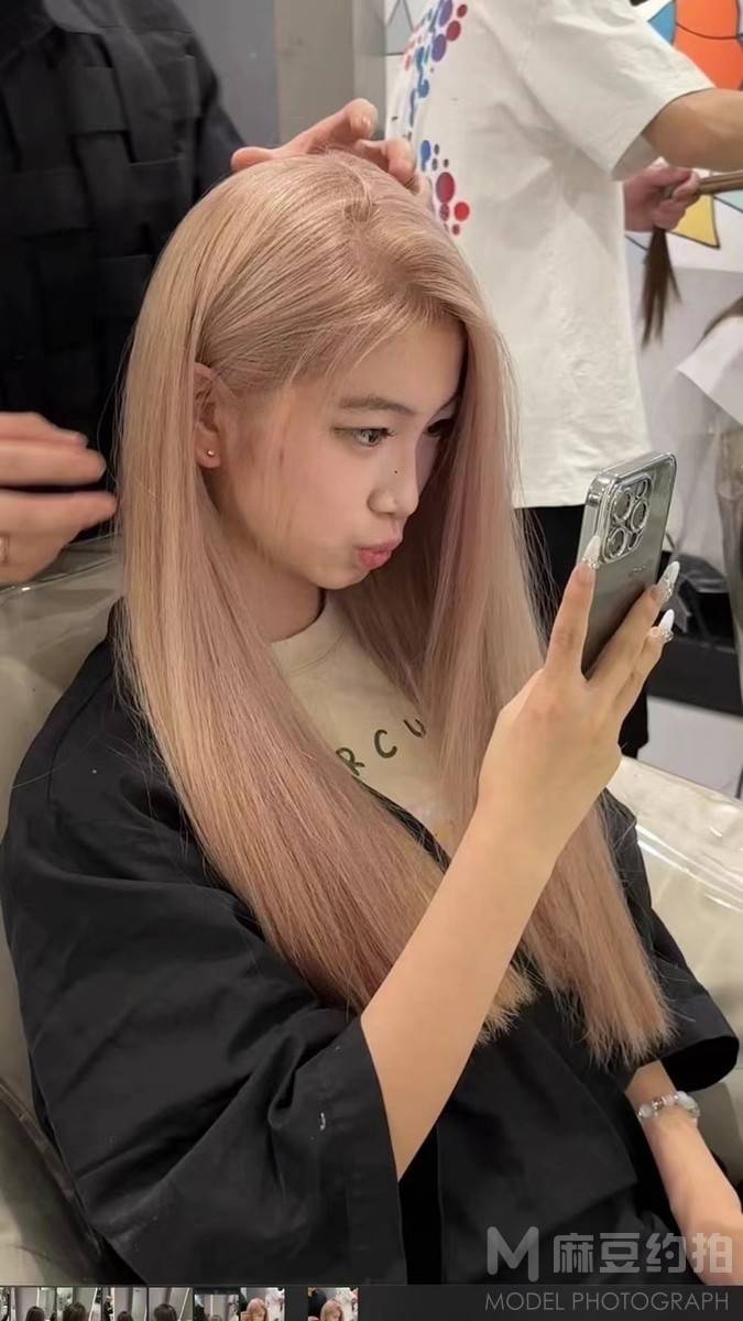 少女模特
