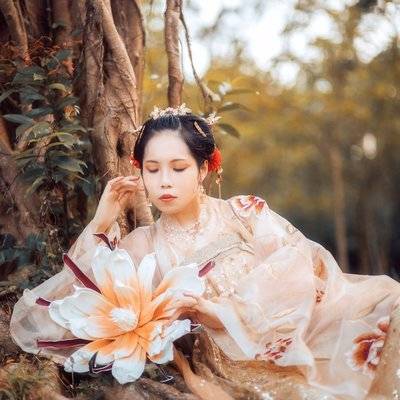 汉服模特