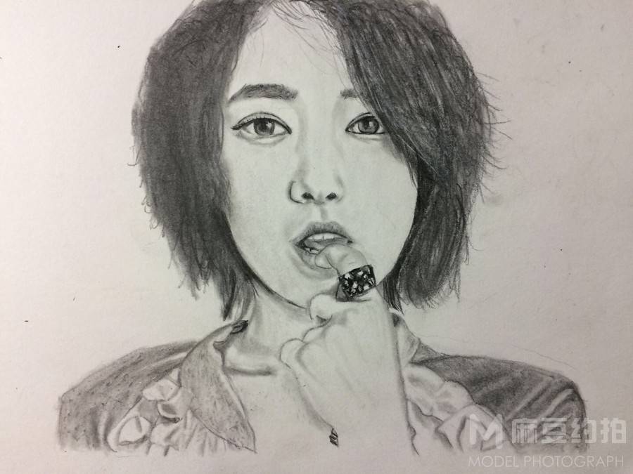 黑白模特