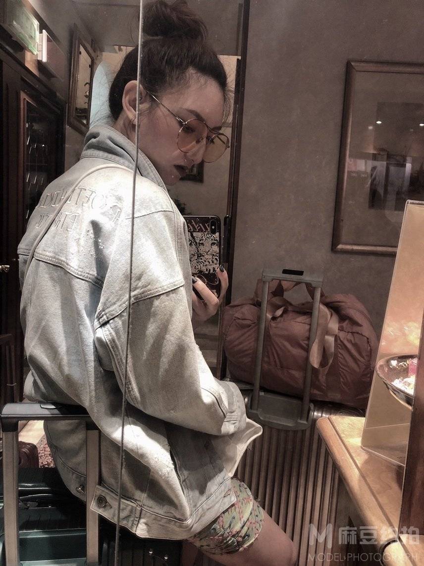 商务模特