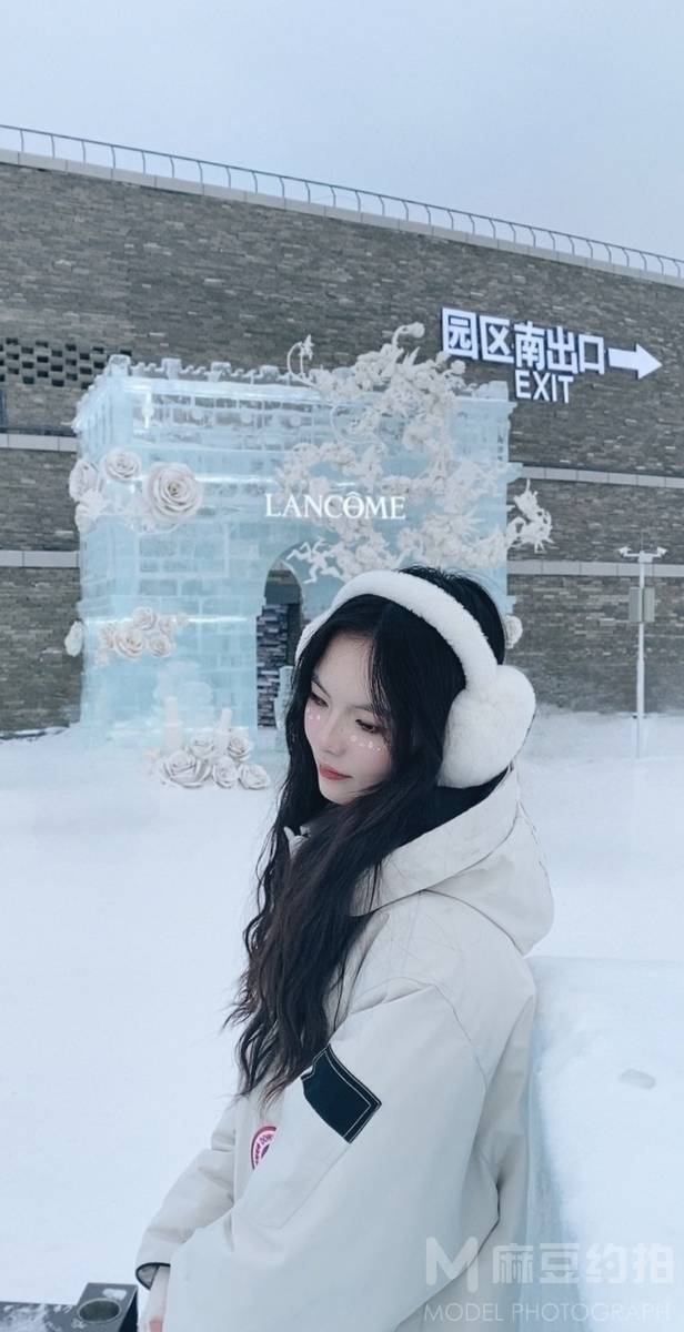 纪实模特