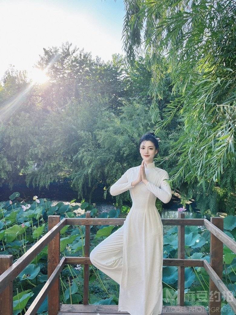 纪实模特