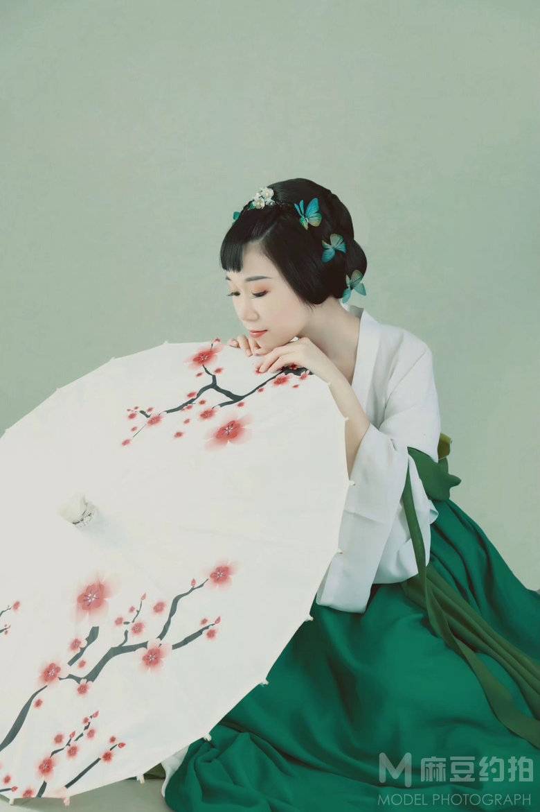 清新模特