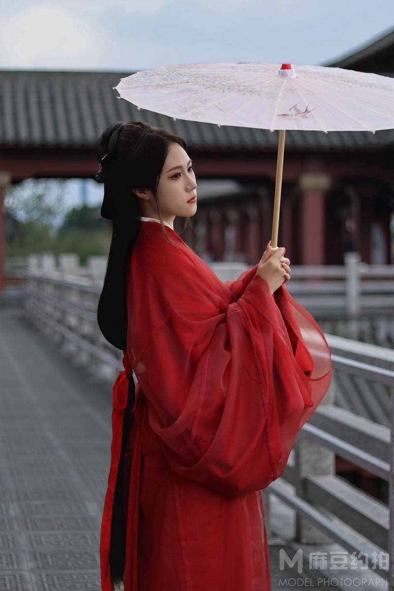 汉服模特