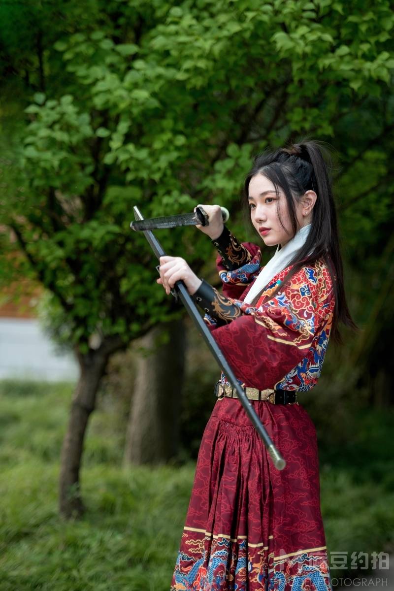 汉服模特