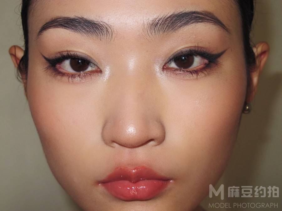 妆容模特
