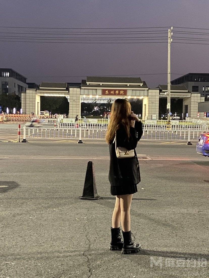 校园模特