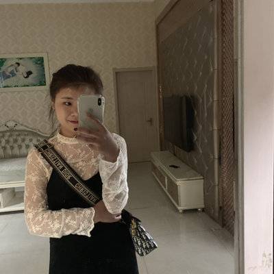 黑白模特