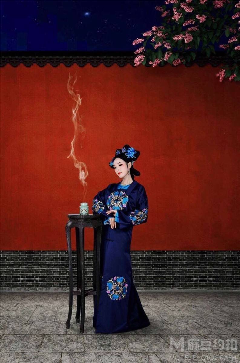 妆容模特
