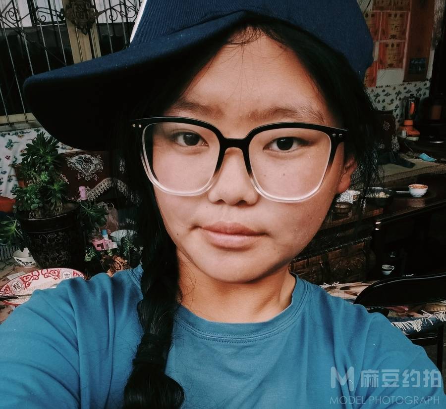 黑白模特