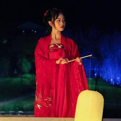 汉服模特