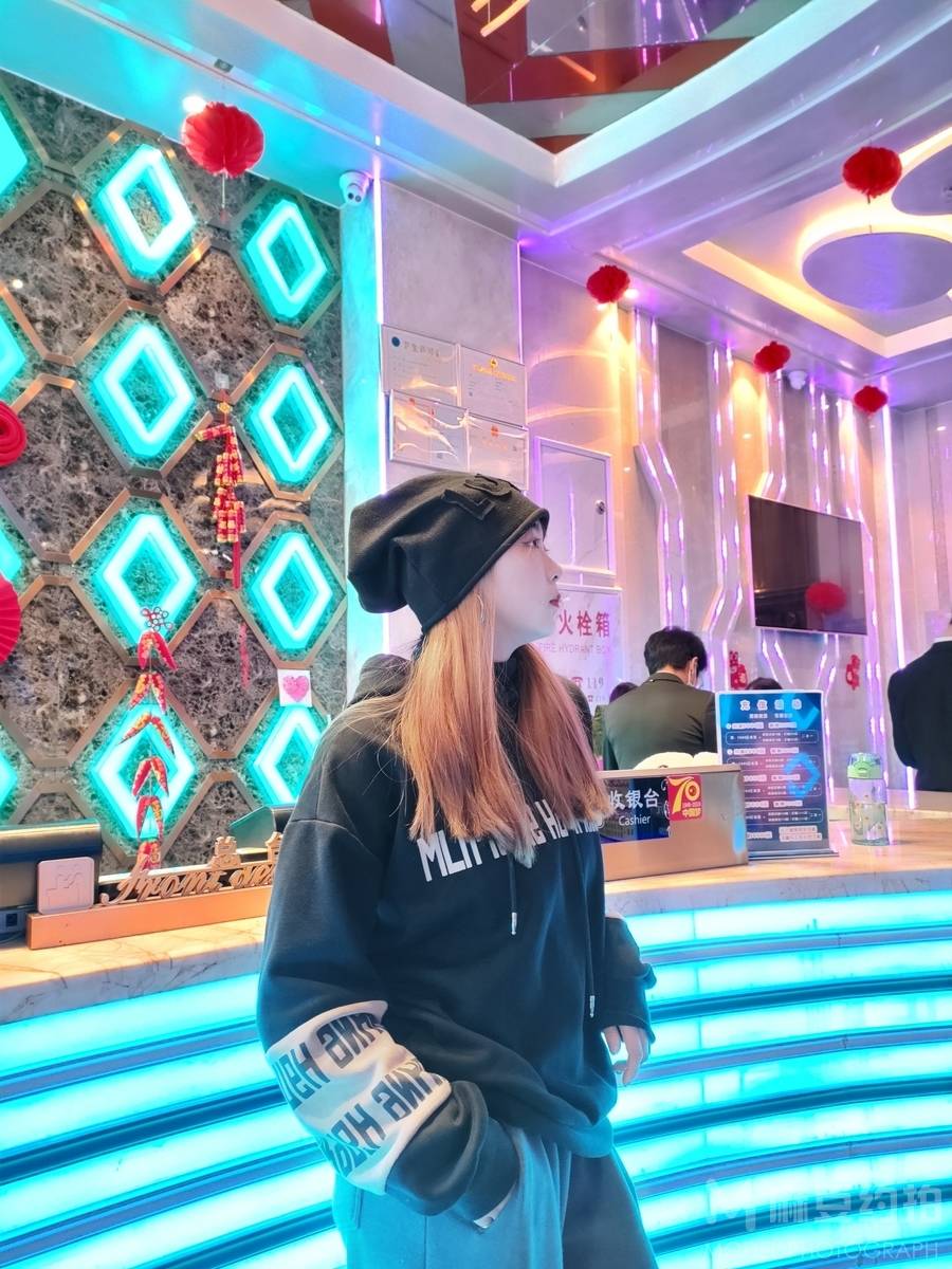 胶片模特