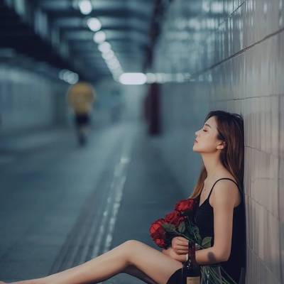 情绪模特