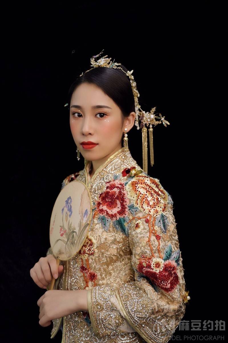 妆容模特