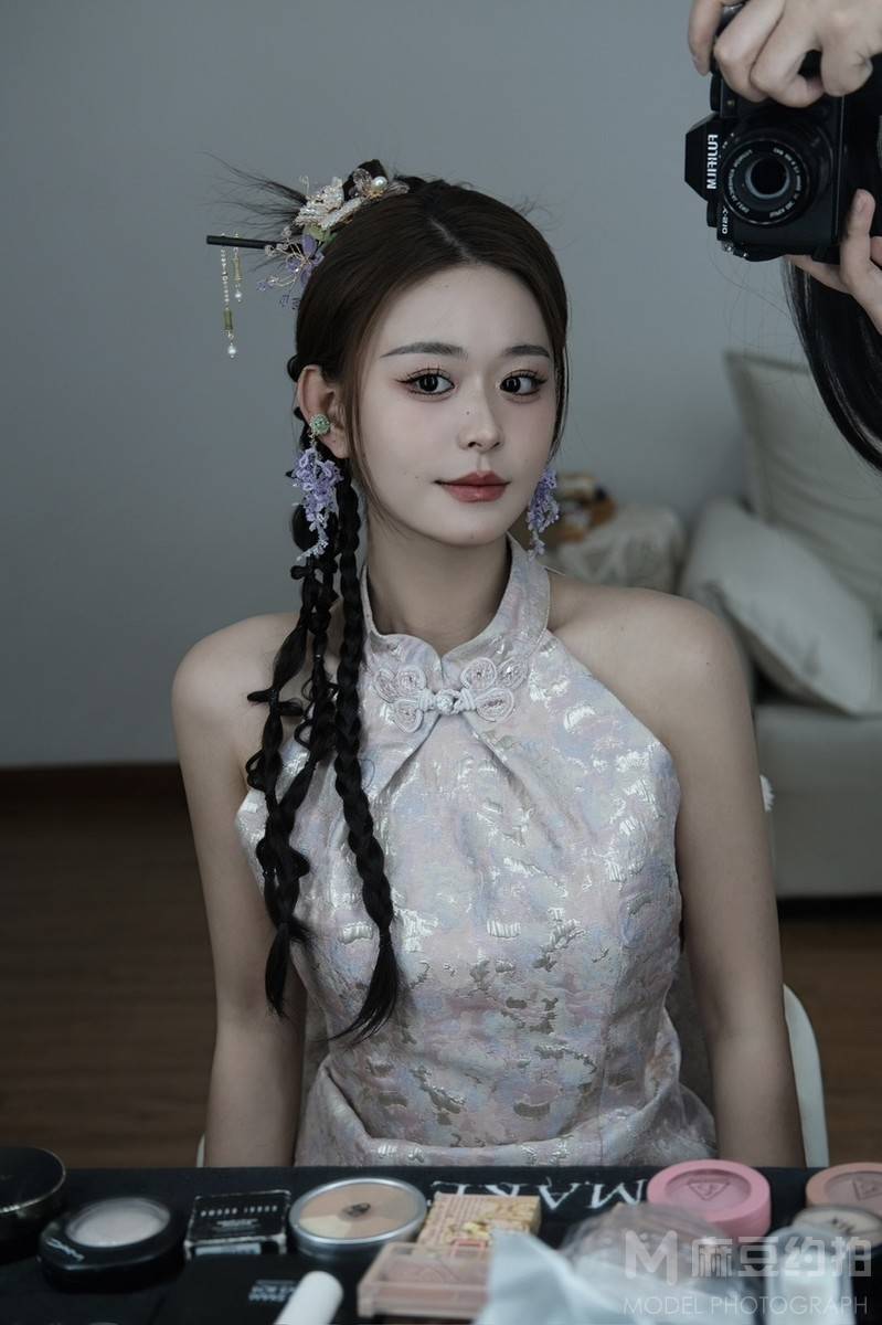 妆容模特