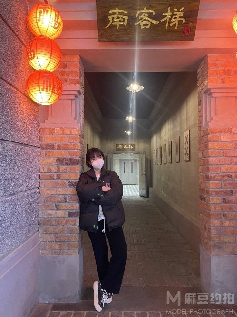 校园模特