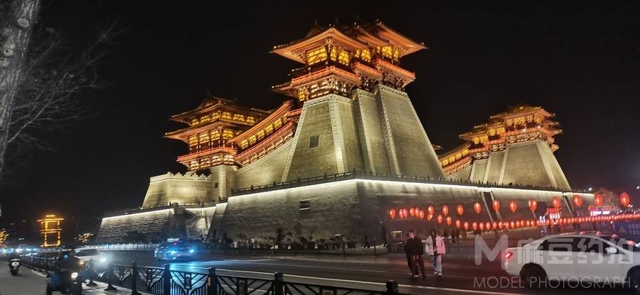 夜景模特