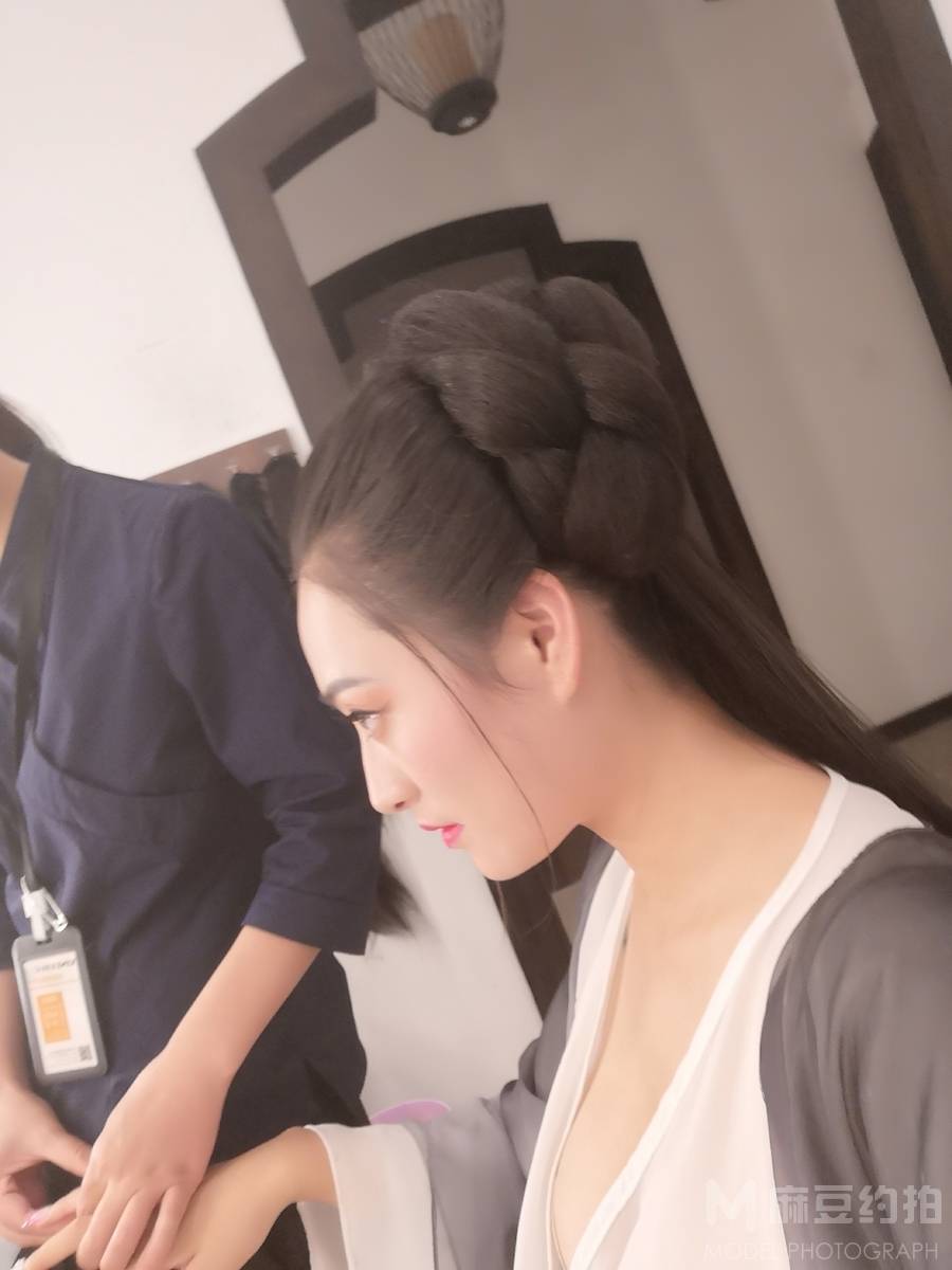妆容模特