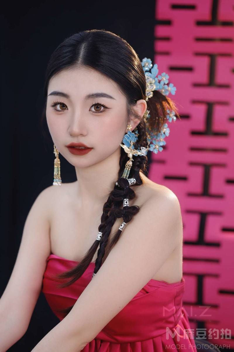 妆容模特
