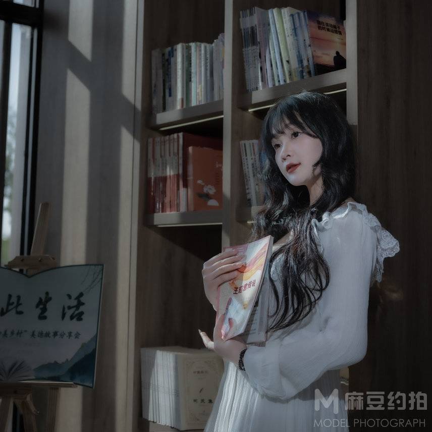 胶片模特