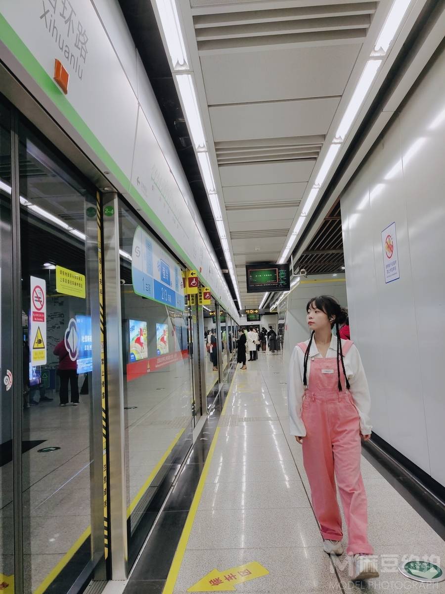 情侣模特