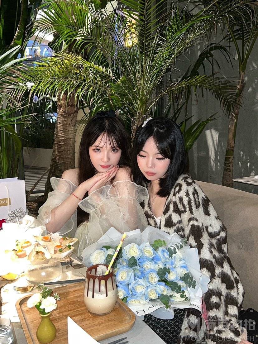 妆容模特
