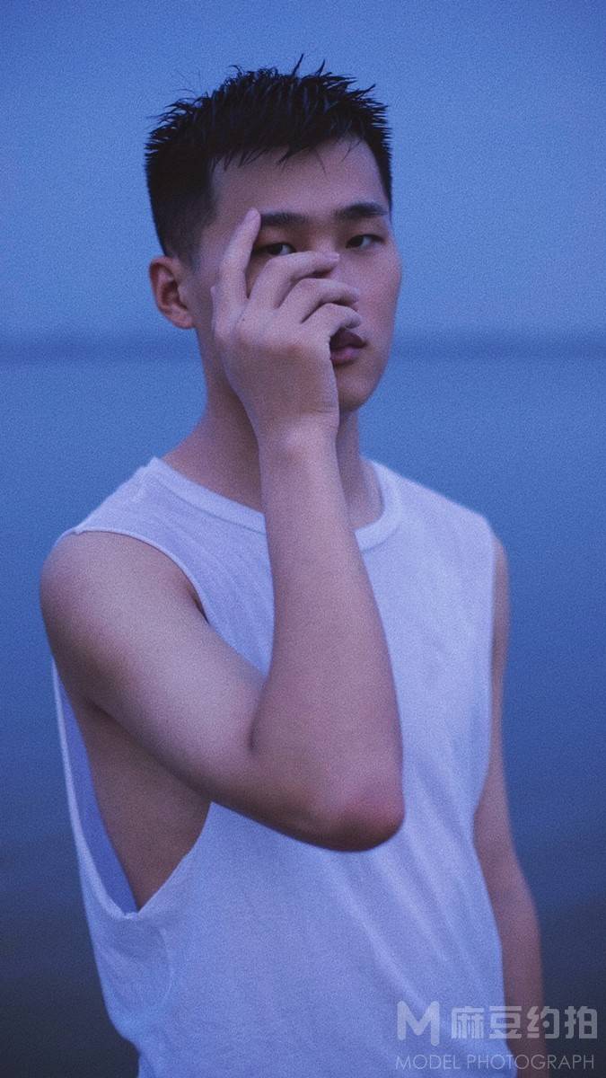 胶片模特