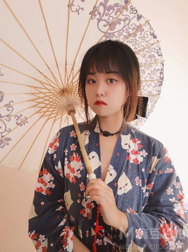 民国模特