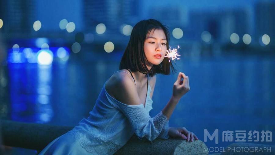 夜景模特
