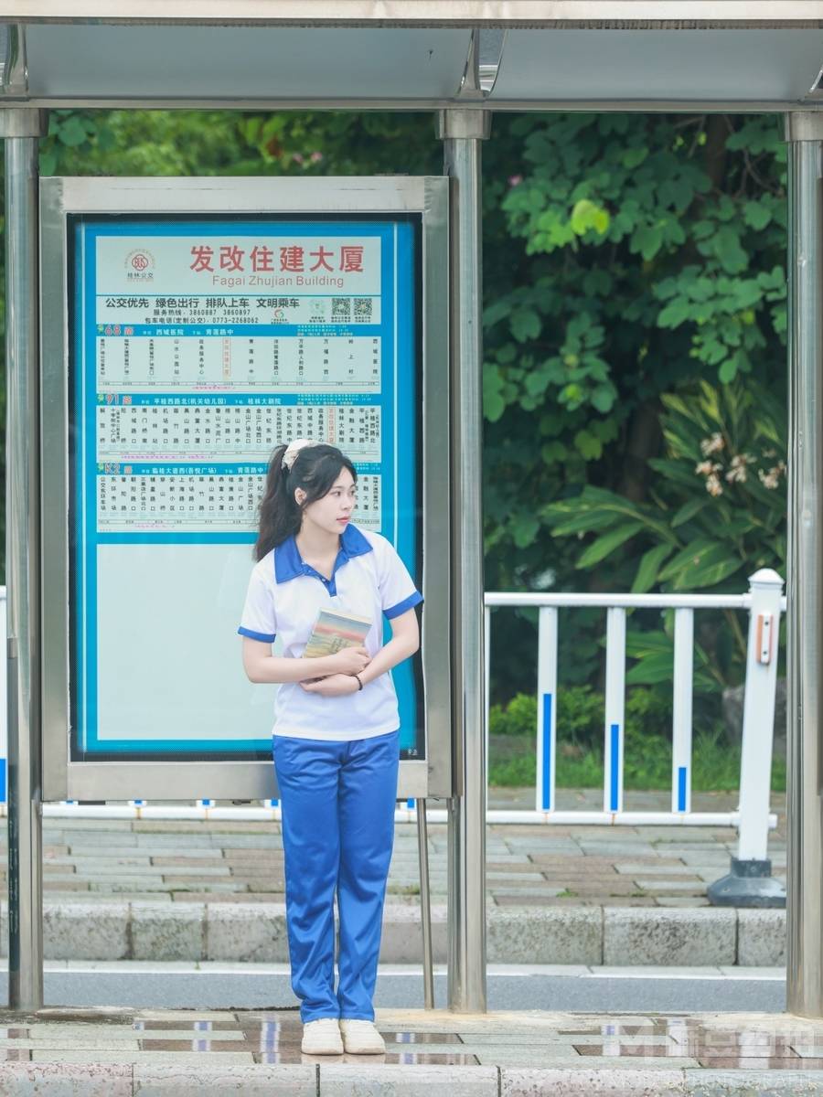 清新模特