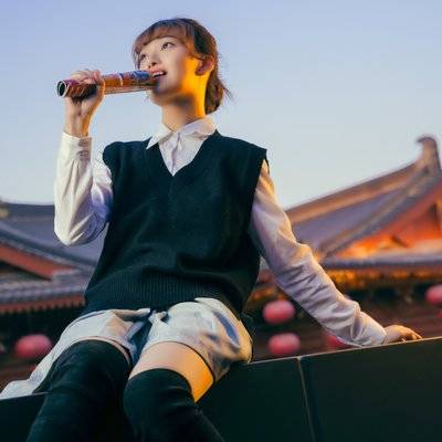 情绪模特