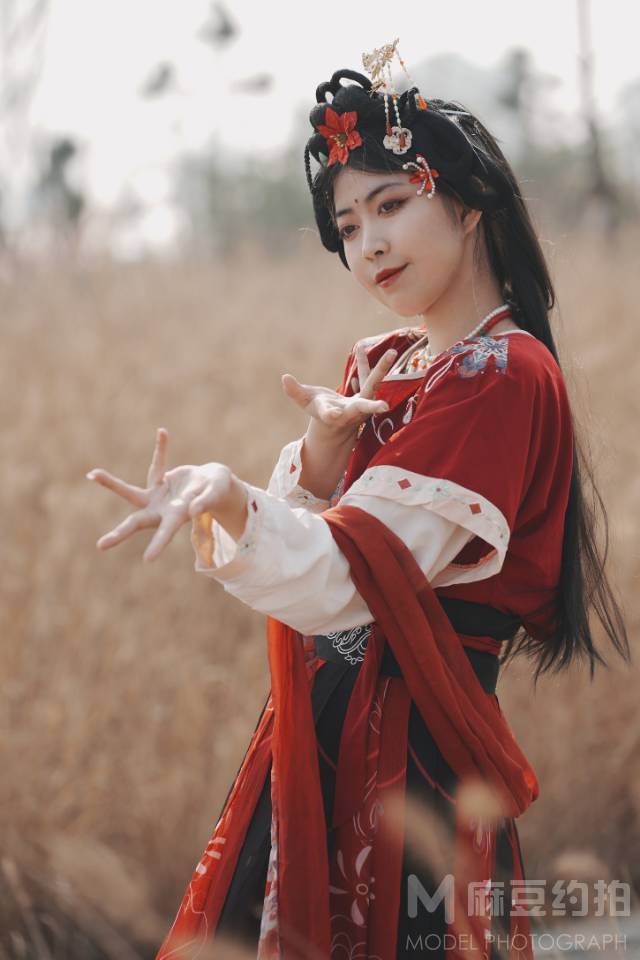 妆容模特