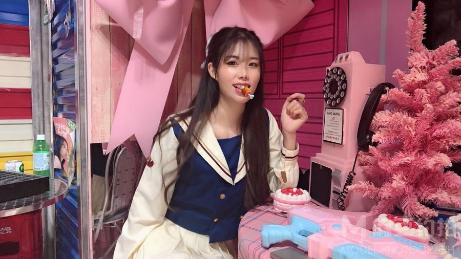 校园模特