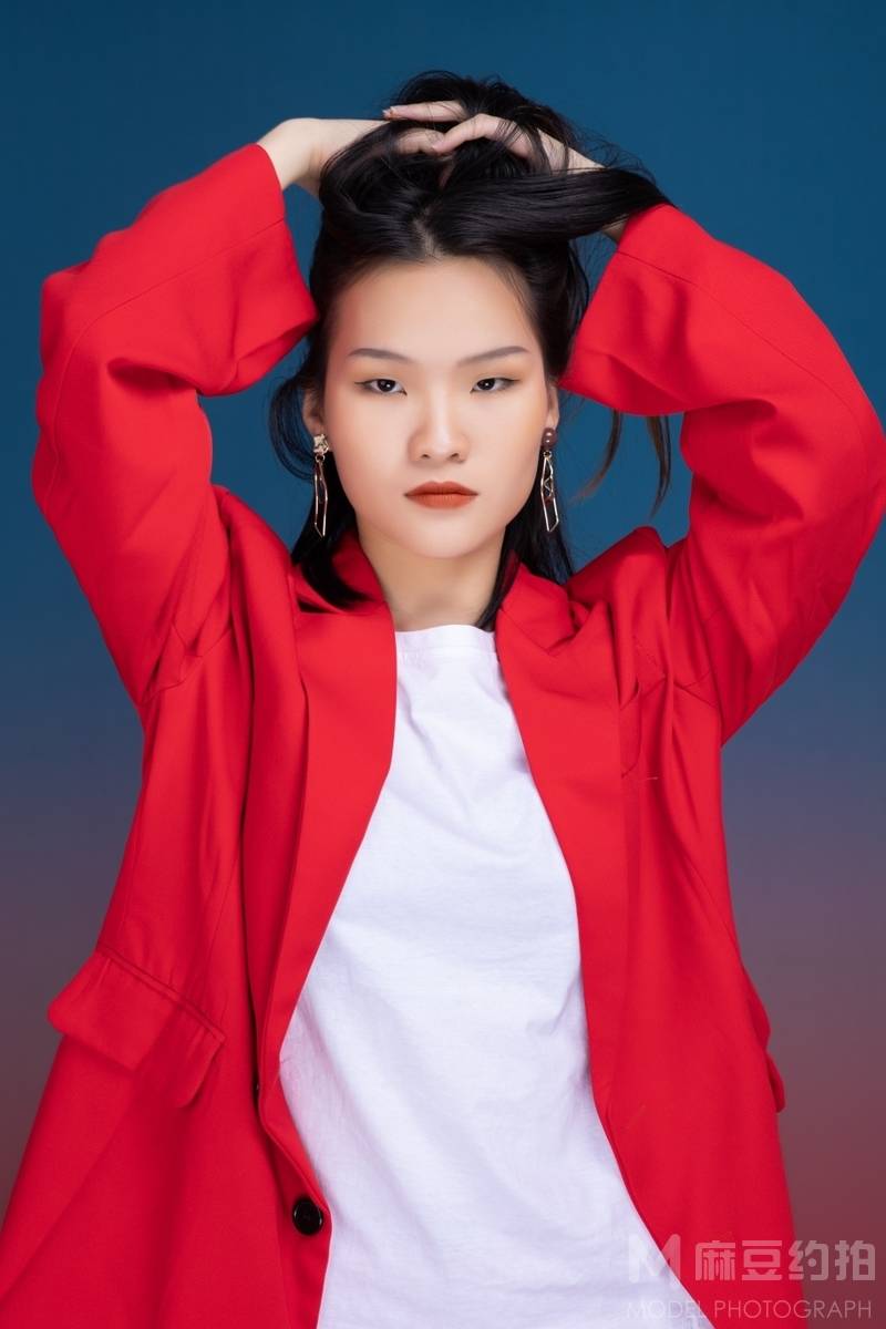 妆容模特