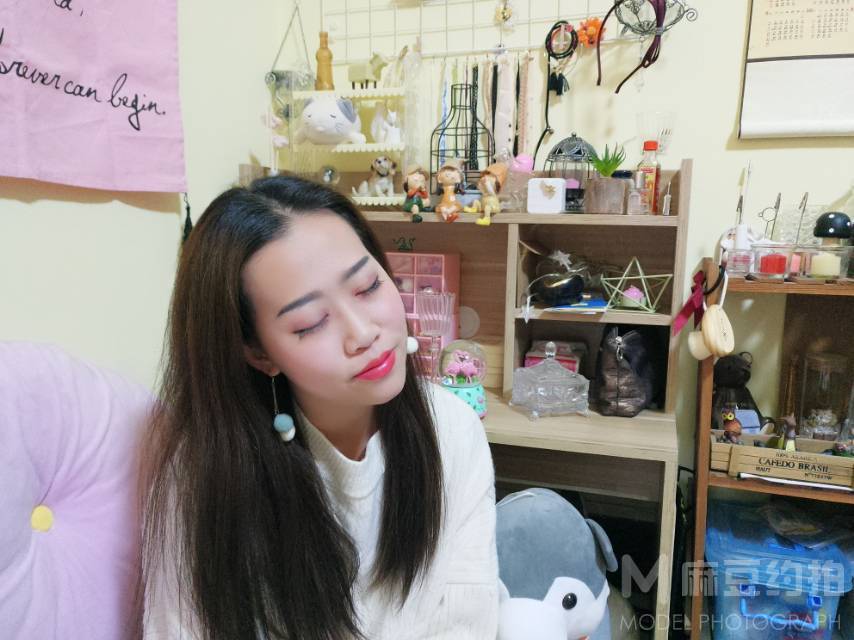 妆容模特
