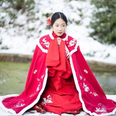 汉服模特