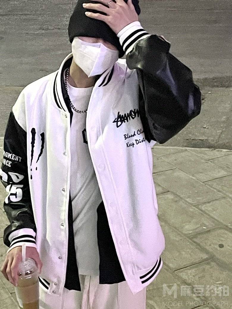 黑白模特
