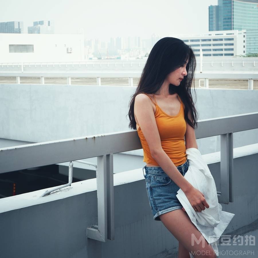 胶片模特