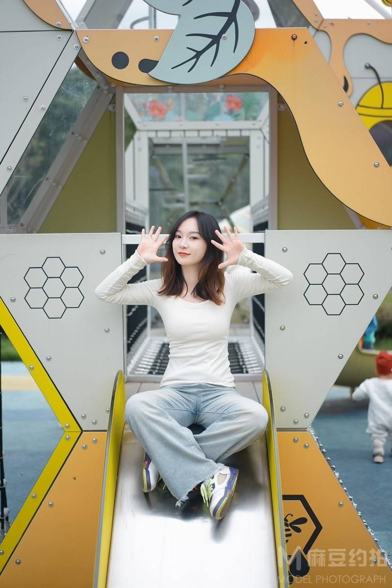 清新模特