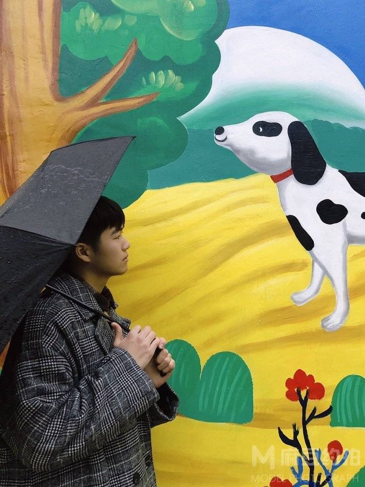情绪模特