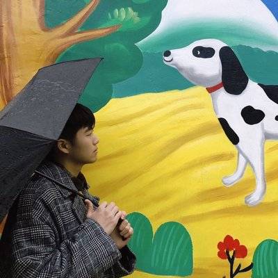 情绪模特