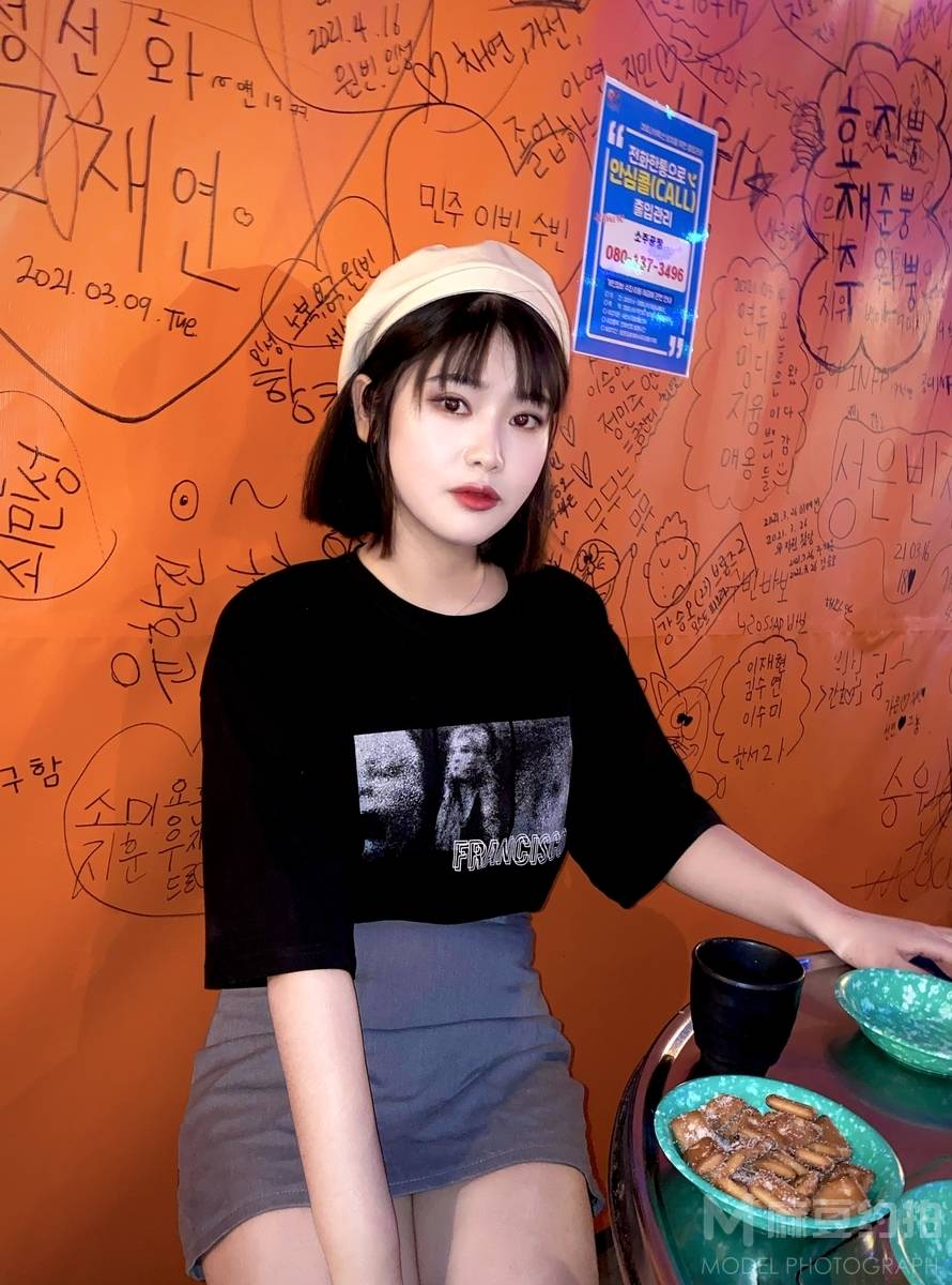 妆容模特