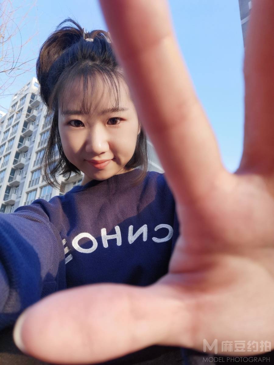 黑白模特