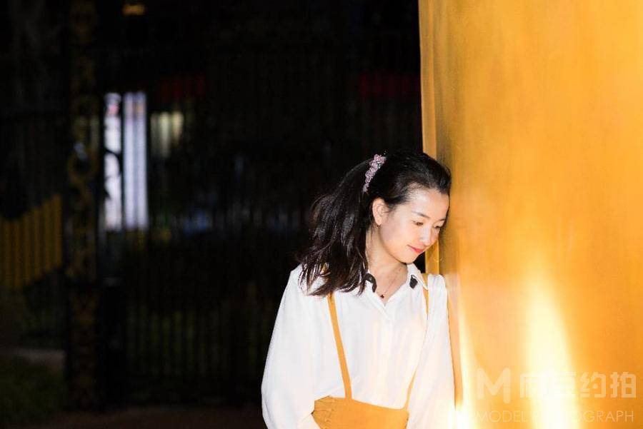 夜景模特