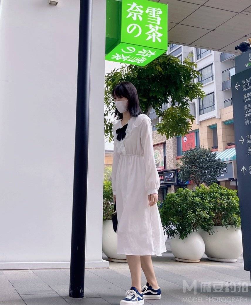 黑白模特