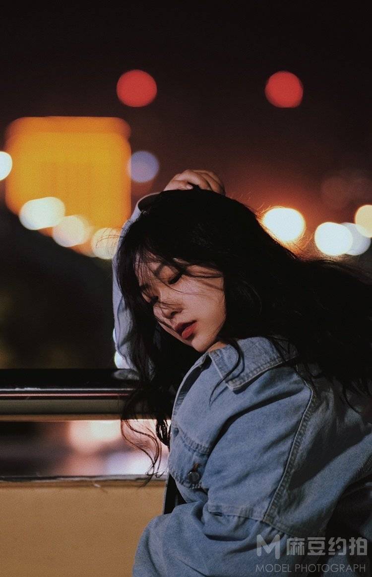 夜景模特