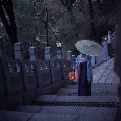 汉服模特