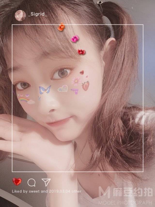 情绪模特